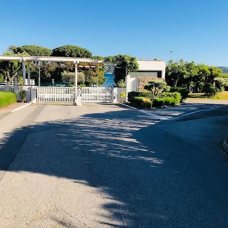 Villa-golfe De Saint-tropez/acces Privee Villa *