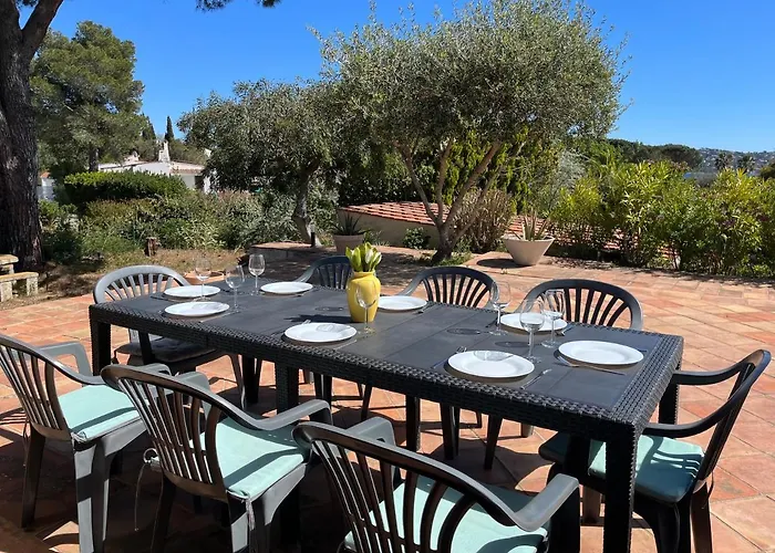 Villa Villa-golfe De Saint-tropez/acces Privee